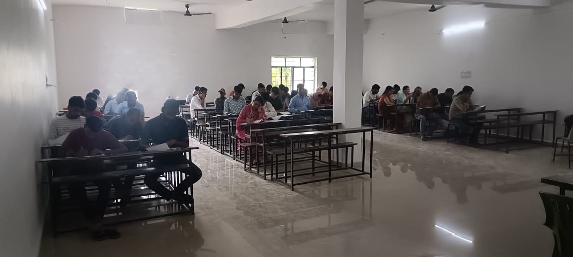 Student Anjali Mishra - B.Pharm