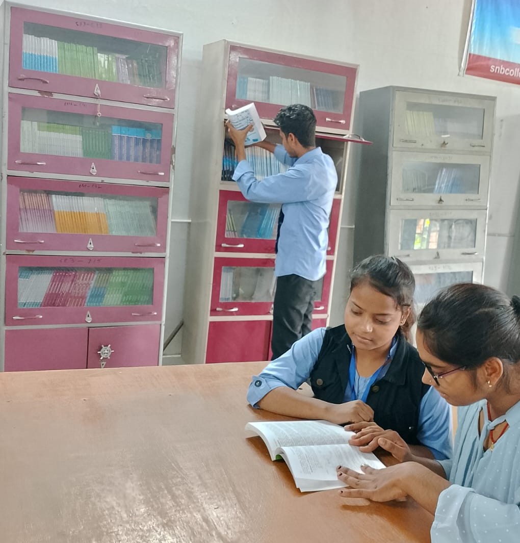 Student Anjali Mishra - B.Pharm